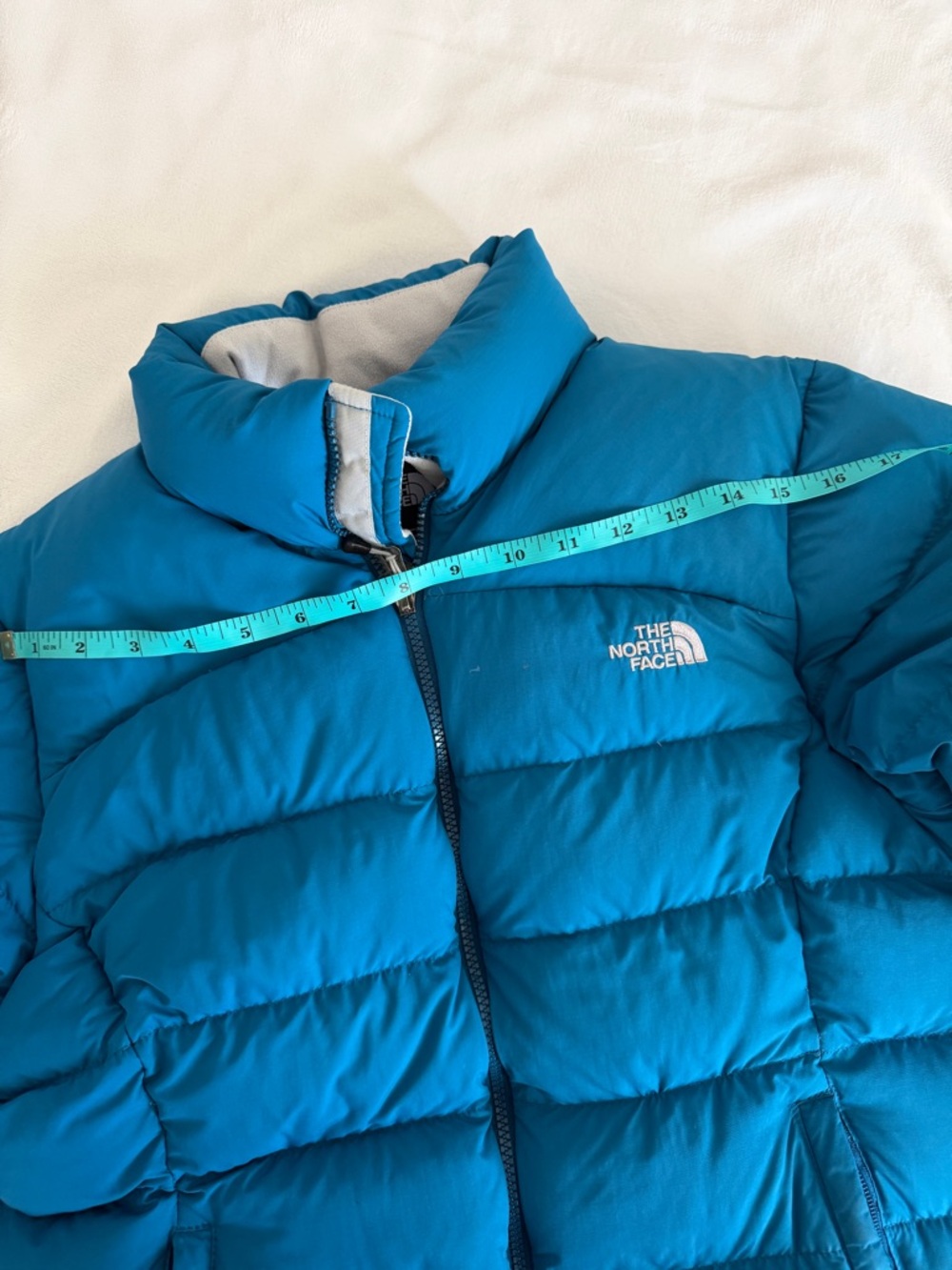 The North Face Teal Puffer Jacket - Picture 5 of 7